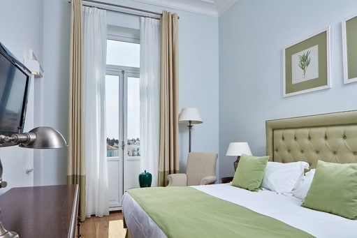 deluxe_side_sea_view